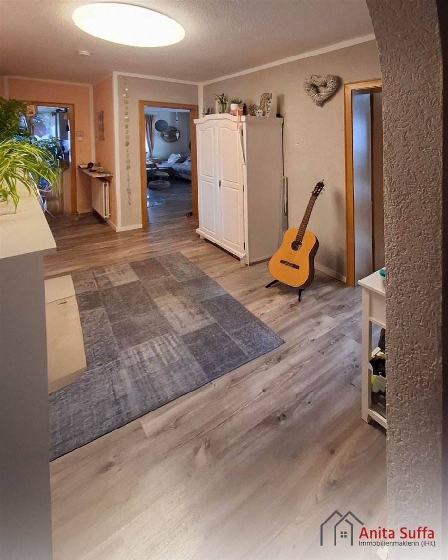 Flur EG Einfamilienhaus Neustadt a d Aisch