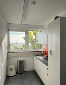 2. OG Teek�che 2 Gewerbe-/�Produktionshallen mit B�ror�umen in 91477 Markt Bibart zu vermieten!