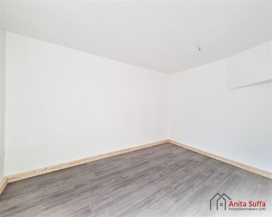 Zimmer 1 EG Doppelhaush�lfte Diespeck
