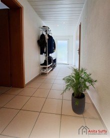 Flur Einliegerwohnung **reserviert**Ein Zuhause aus Massivholz - W�rme, Qualit�t und Natur vereint!