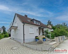 Ansicht Zweifamilienhaus Familienfreundliches Anwesen mit zus�tzlichem Wohnmodul f�r G�ste oder Pflege