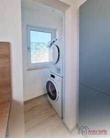 Speise/Abstellraum Lichtdurchflutetes Wohnen: KfW-55-Apartment mit Wintergarten, Aufzug und Doppelcarport!