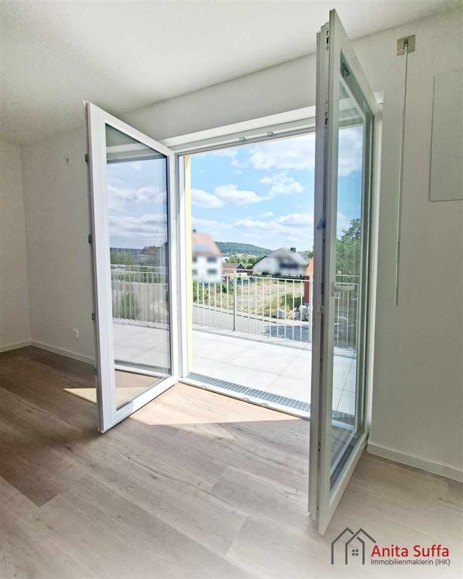 Ausblick WZ Etagenwohnung Domb�hl