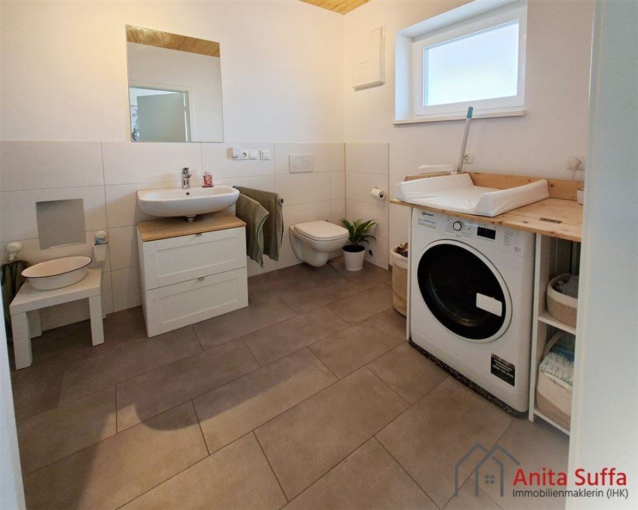 Bad Erdgeschosswohnung Burghaslach