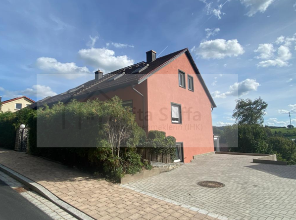 Au�enansicht Souterrainwohnung Burghaslach