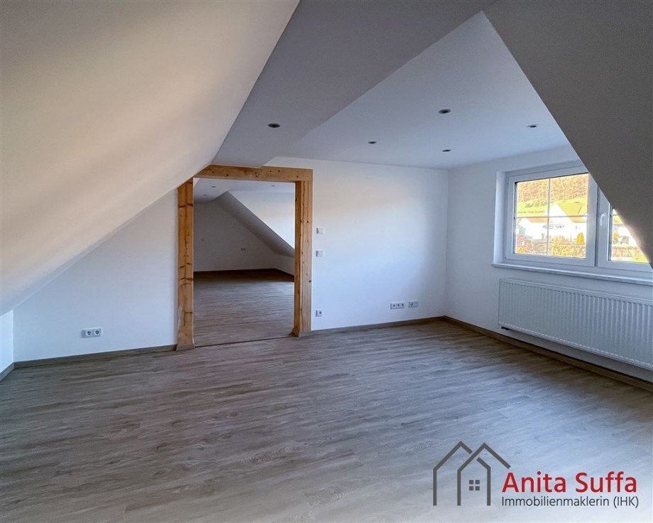 Schlafraum Dachgeschosswohnung Neustadt a d Aisch