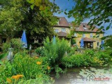 Blick �ber den Teich Einzigartige Lebens- und Gesch�ftschance: Landgasthof mit 31 Zimmern in idyllischer Naturlage