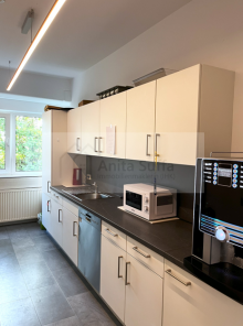 EG Teek�che 2 Gewerbe-/�Produktionshallen mit B�ror�umen in 91477 Markt Bibart zu vermieten!