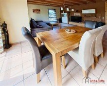 Wohn- Essbereich **reserviert**Ein Zuhause aus Massivholz - W�rme, Qualit�t und Natur vereint!