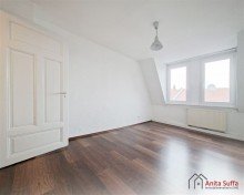 Zimmer 2 Stilvoll wohnen: Altbaucharme trifft Citylage