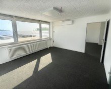 B�ro 5 Modernisierte B�rofl�chen in ruhiger Lage zu vermieten! B�ro 5a-c