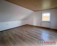Bild (ec9afd79b32e7884b4c0cf514cb431fd): Helle, gro�z�gig geschnittene 3,5-Zimmer-Wohnung mit 125 m� Wohnkomfort