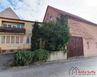 Bild (ecf7d4736a88a7b3e78cff7116f17322): Geschichtstr�chtiges Wohn- und Gesch�ftshaus in Stadtmitte zu verkaufen!