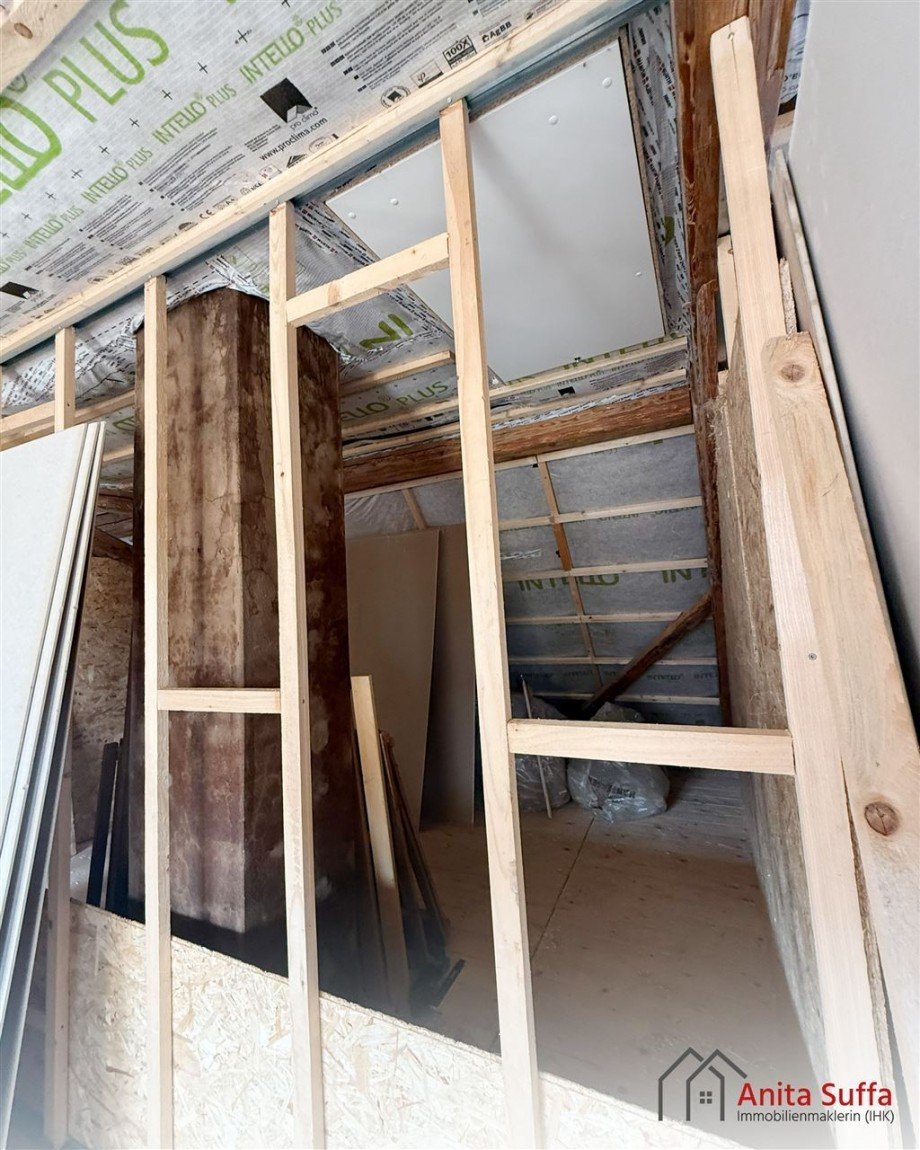 Ausbau-Zustand DG Einfamilienhaus Ohrenbach
