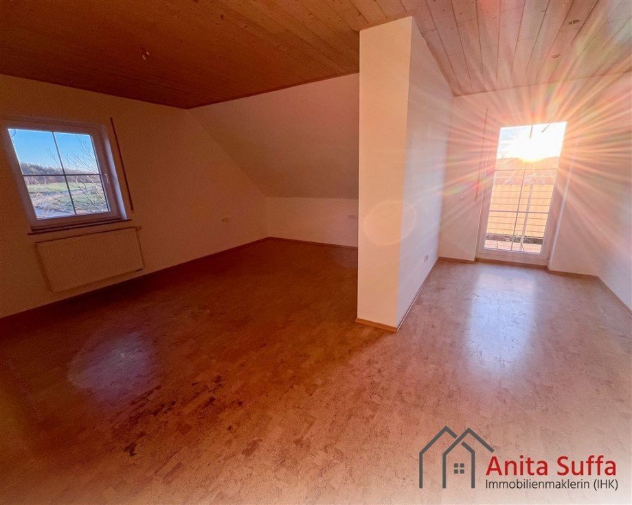 Wohnen/Essen Dachgeschosswohnung Neustadt a d Aisch